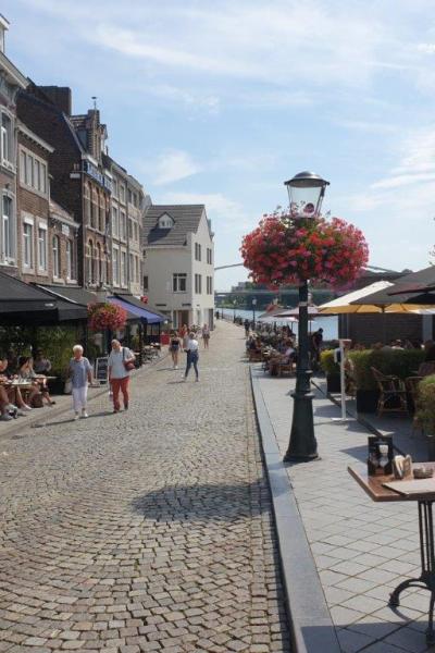 20200801 Maastricht Crversplein